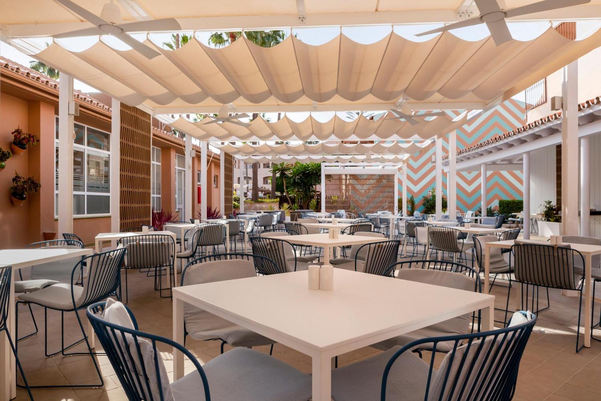 Los Amigos Beach Club La Cala De Mijas Exterior photo